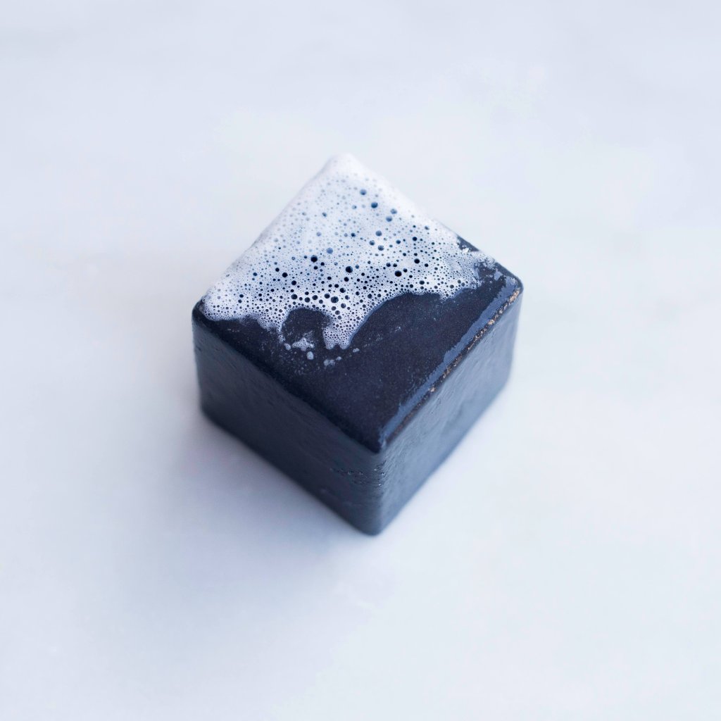 Facial Charcoal Detox Bar - Crystal+Irie